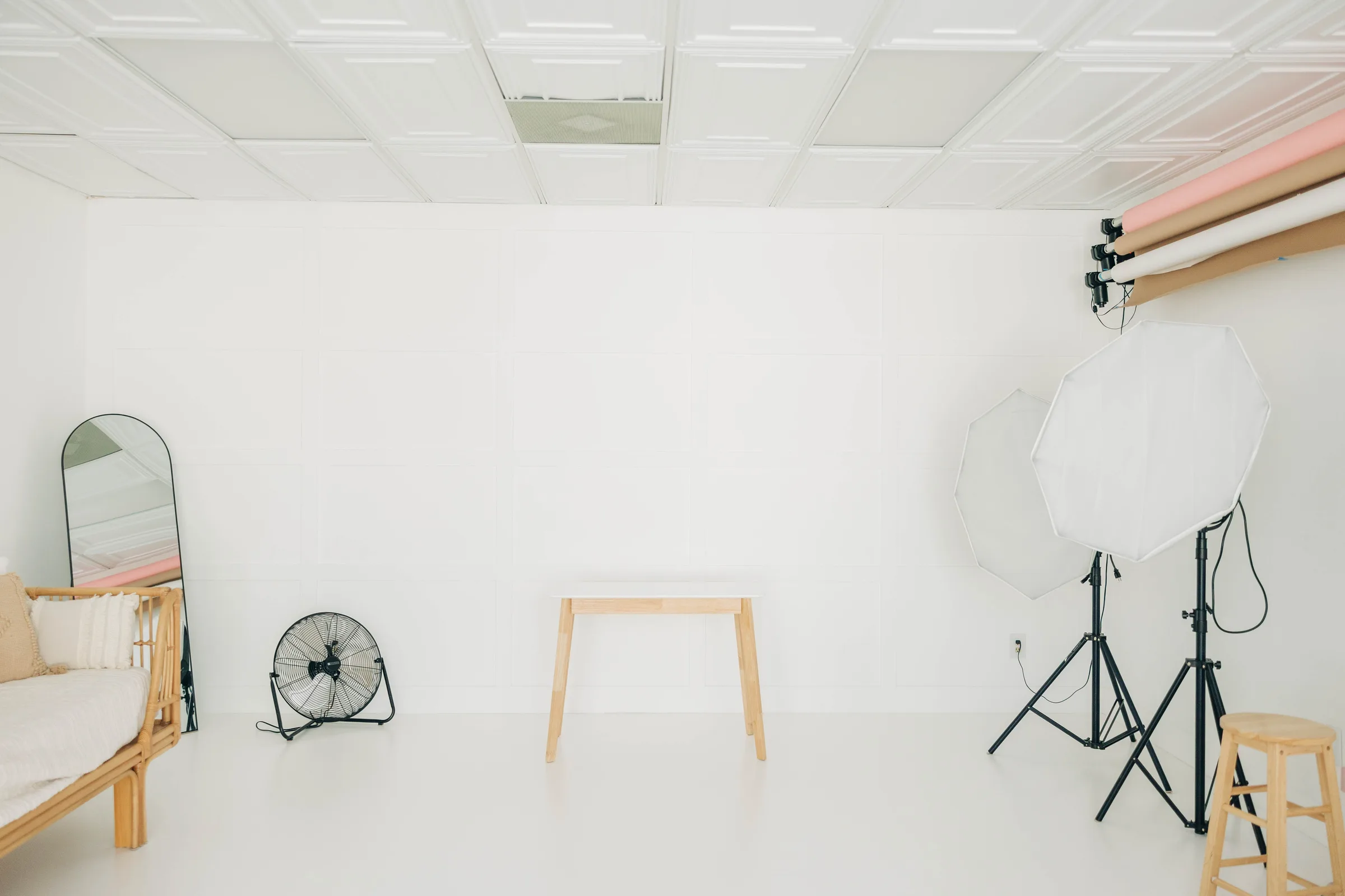 How to Use Lighting in a Photography Studio