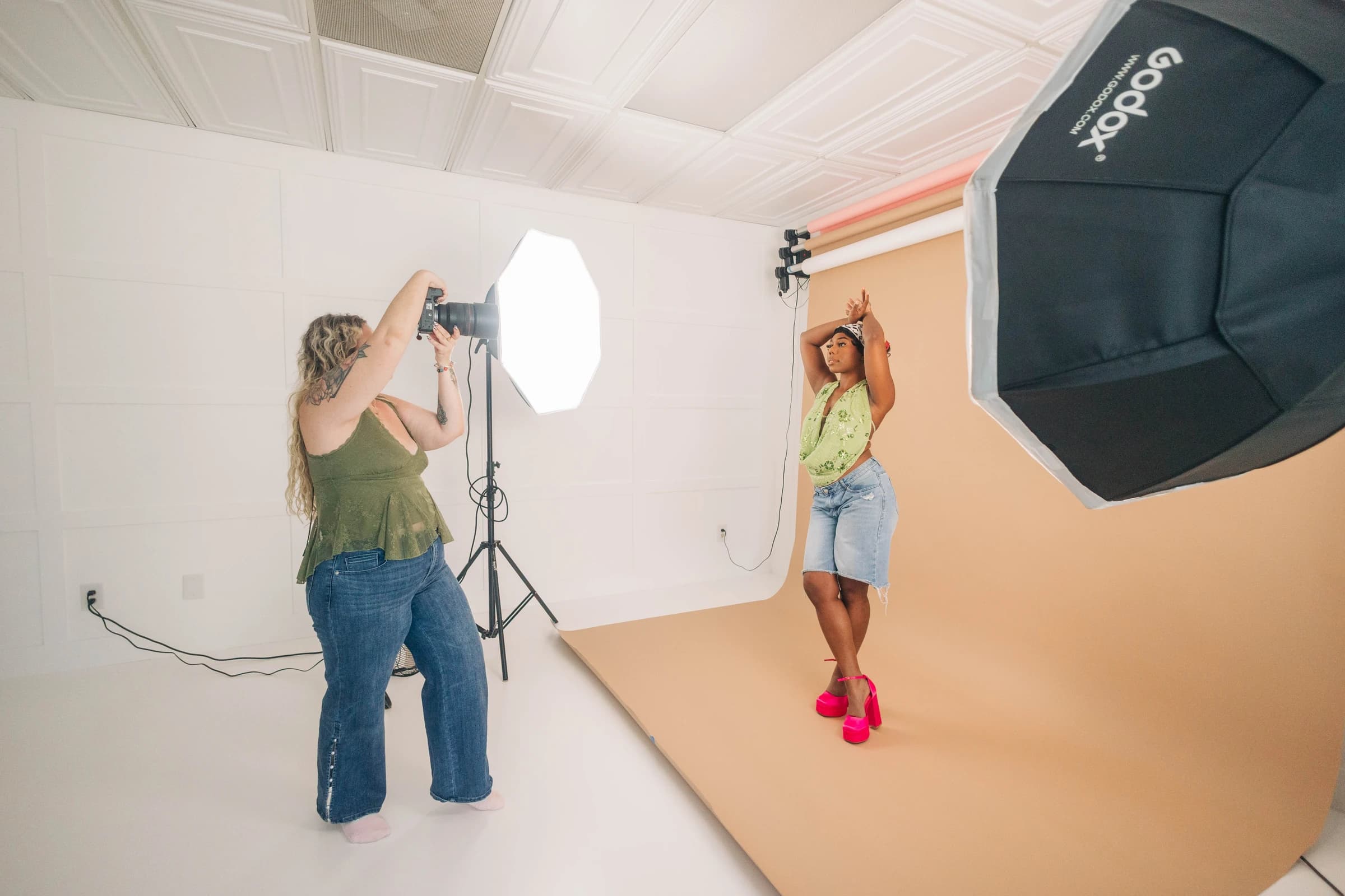 How to Run a Profitable Mini Session Day (a Photographer's Playbook)
